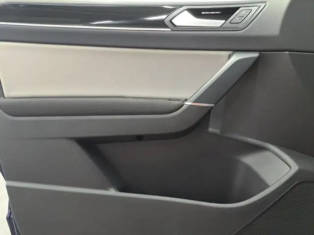 Volkswagen Touran view 10