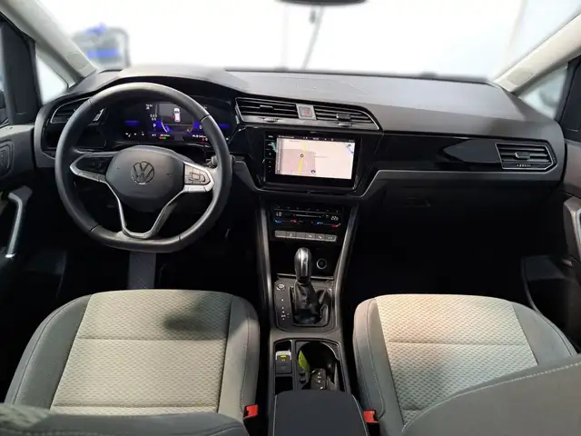 Volkswagen Touran view 15