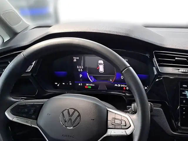 Volkswagen Touran view 12