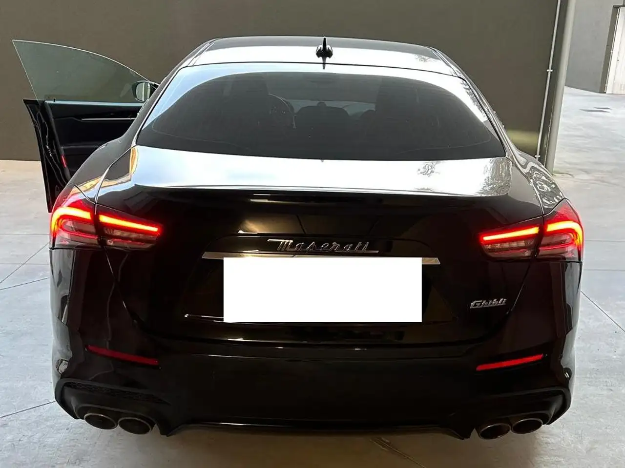 Maserati Ghibli 2021