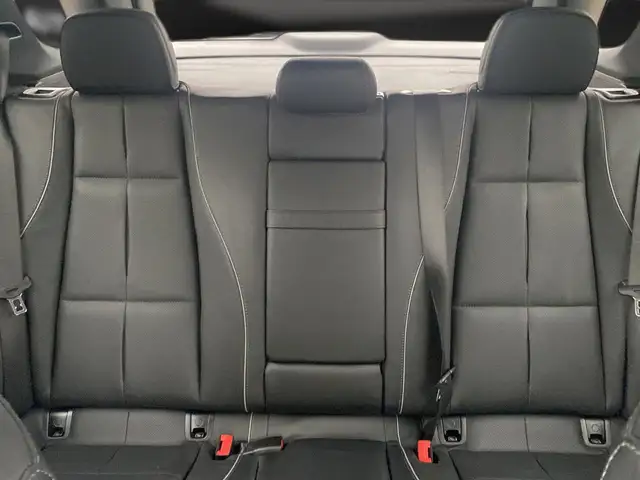 Mercedes-Benz GLE view 14