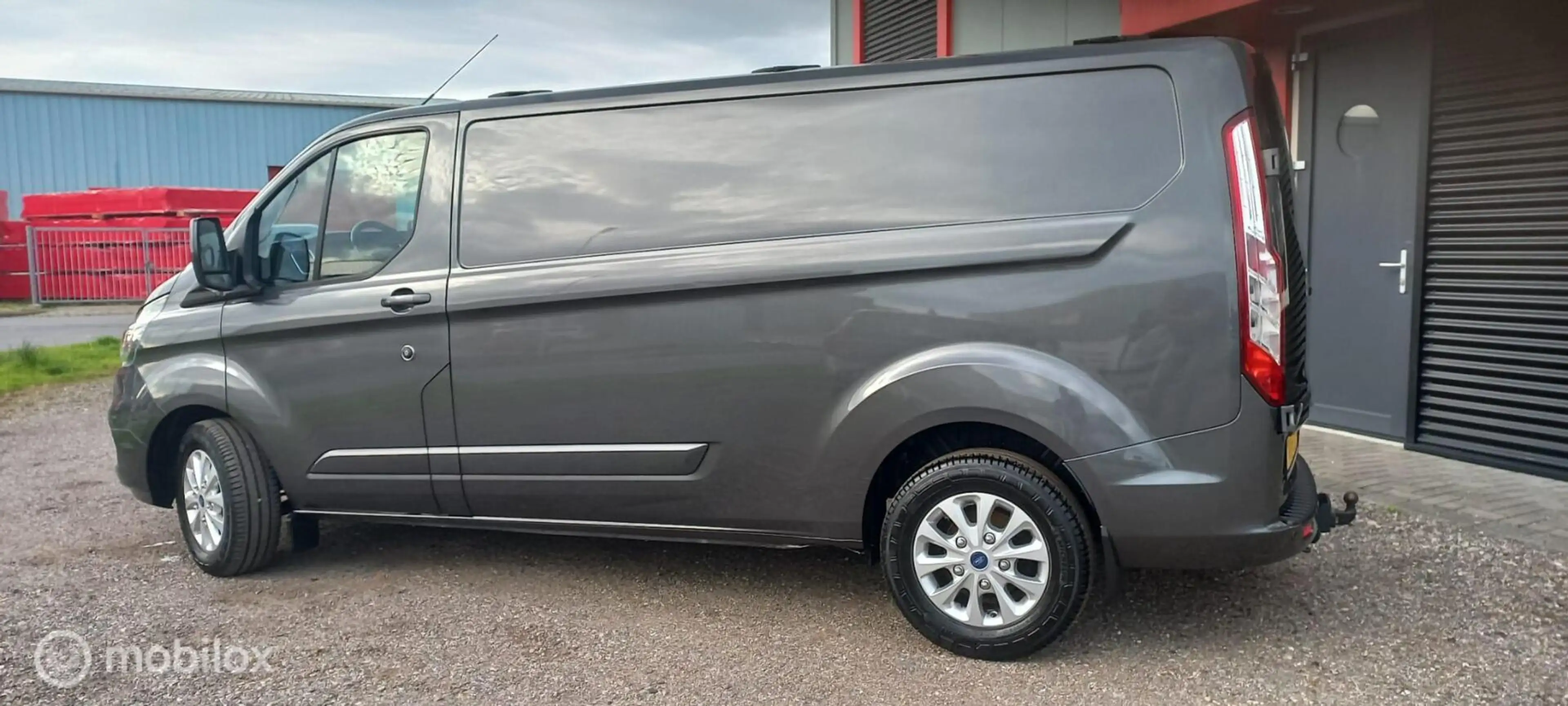 Ford Transit Custom 300 2.0 TDCI L2H1 Limited/AUTOMAAT — photo 4