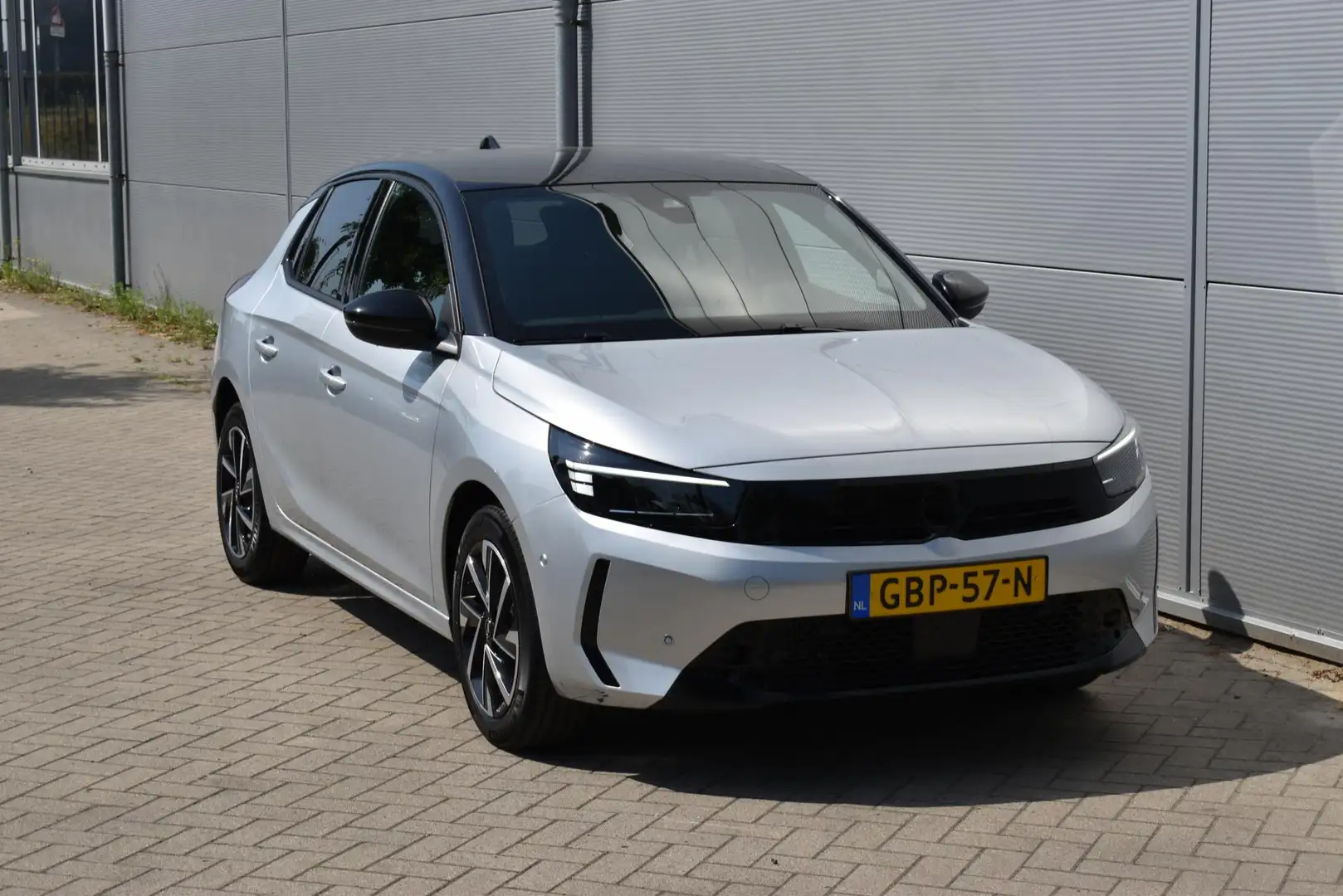 Opel Corsa 1.2 Turbo GS CAMERA / NAVI / ECC Grigio - 2