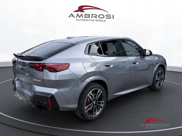 BMW X2 view 3