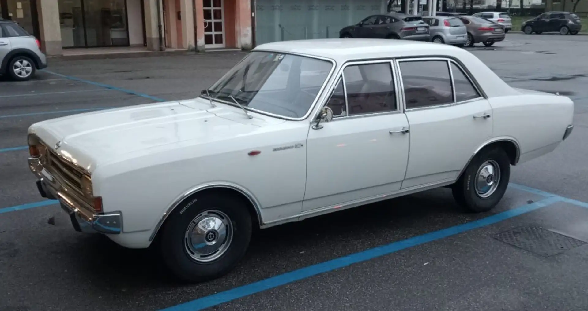 Opel Rekord C Білий - 1