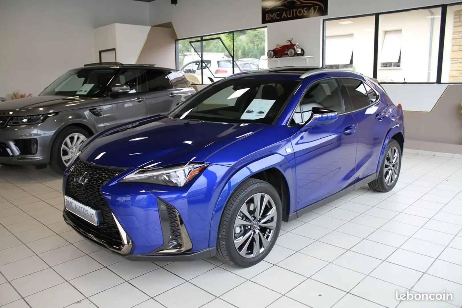 Lexus UX 250h 250h 2WD F Sport ( Bleu Saphir 1er Main Toutes options ) Bleu - 1