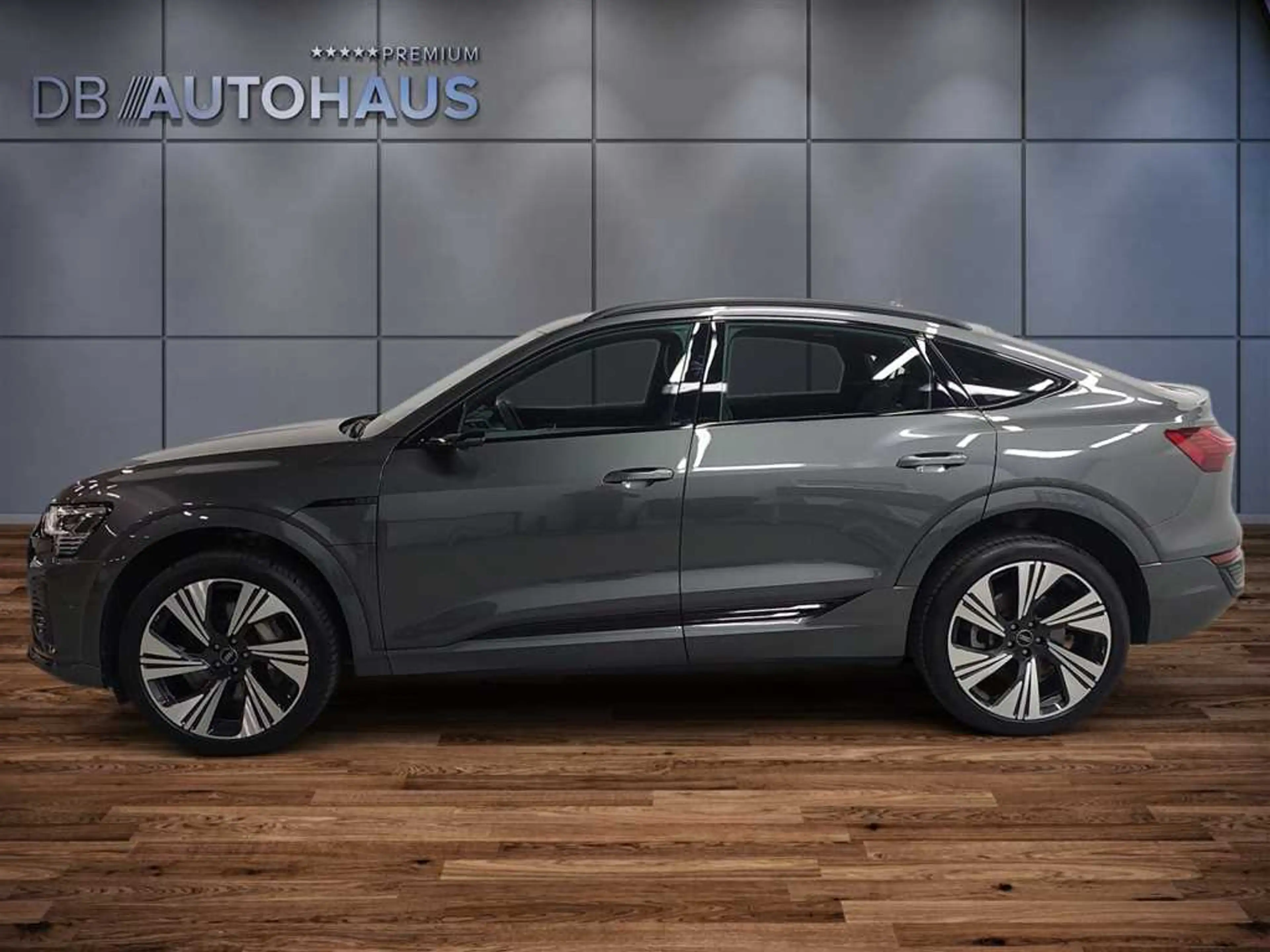 Audi Q8 e-tron Q8 Sportback e-tron S line 55 quattro 114 kWh — photo 7