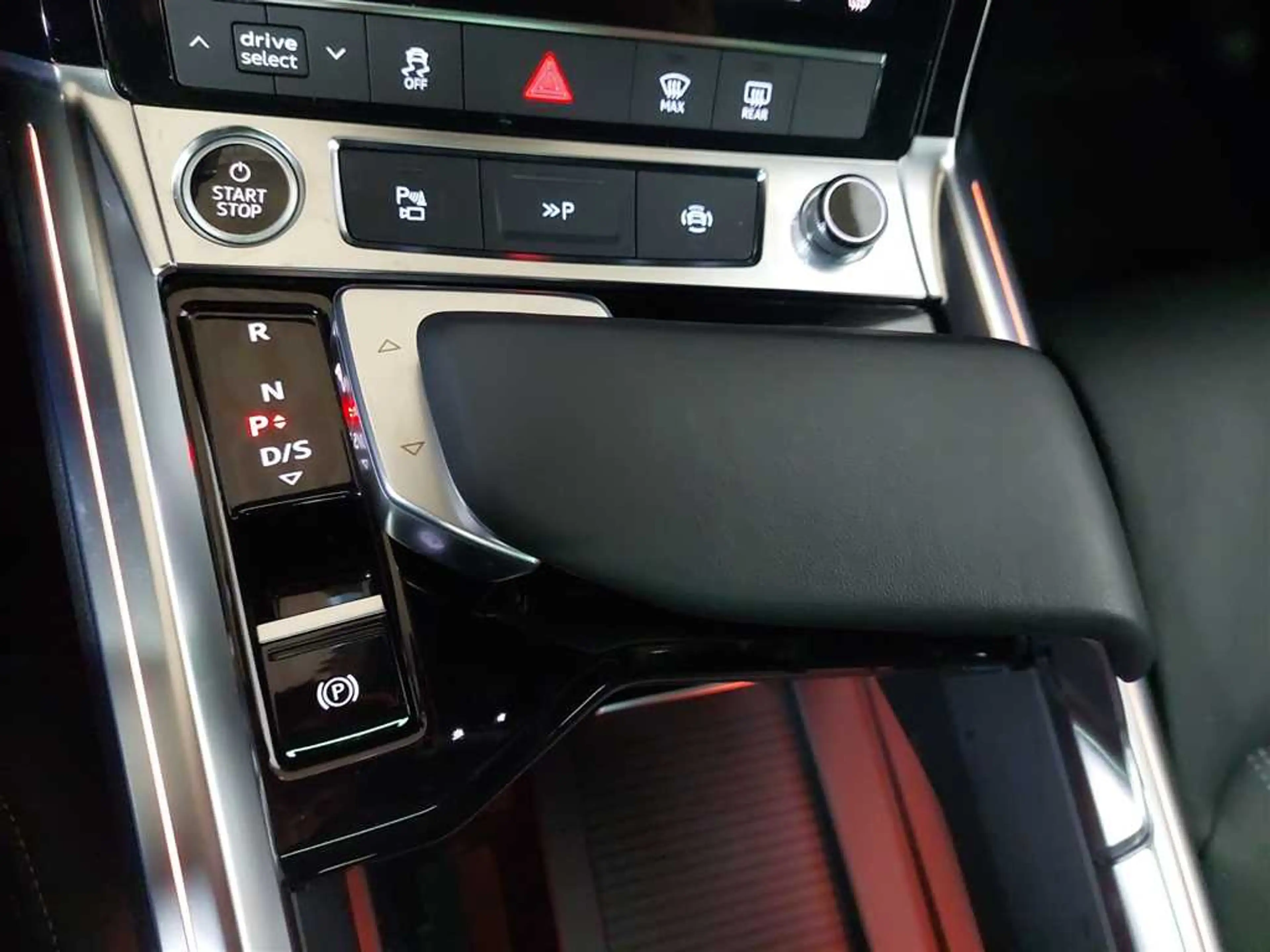 Audi Q8 e-tron Q8 Sportback e-tron S line 55 quattro 114 kWh — photo 14