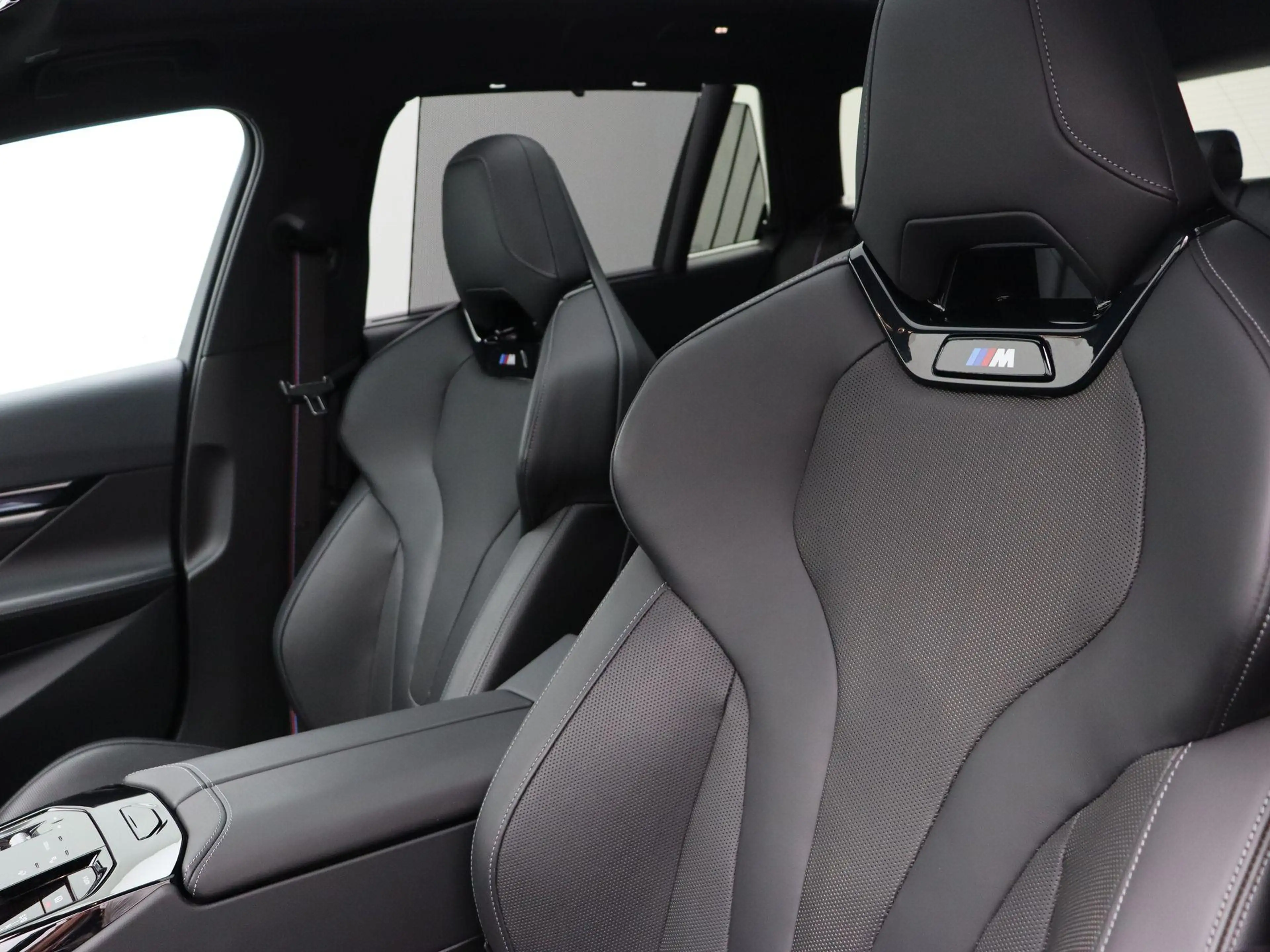 BMW 550 5 Serie Touring 550e xDrive M Sportpakket Pro | In — photo 12