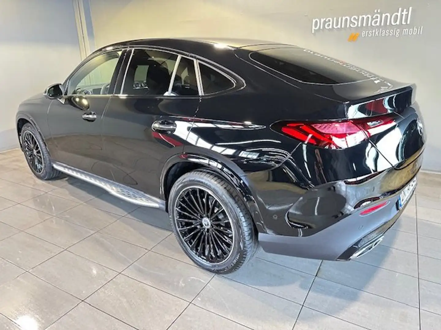 Mercedes-Benz GLC 220 d 4M Cp AMG Night Pano/360°/AHK/20"/Dist Schwarz - 2
