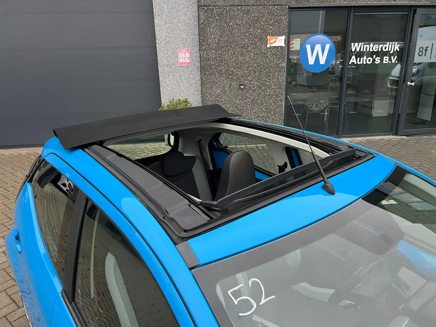 Toyota Aygo 1.0 VVT-i x-wave Cabrio, Achteruitrijcamera, NAP Blauw - 2