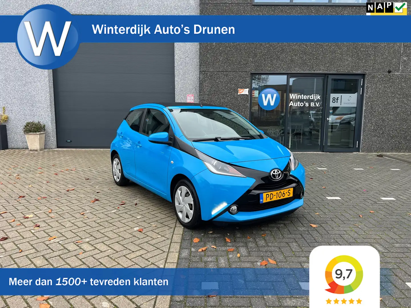 Toyota Aygo 1.0 VVT-i x-wave Cabrio, Achteruitrijcamera, NAP Blauw - 1