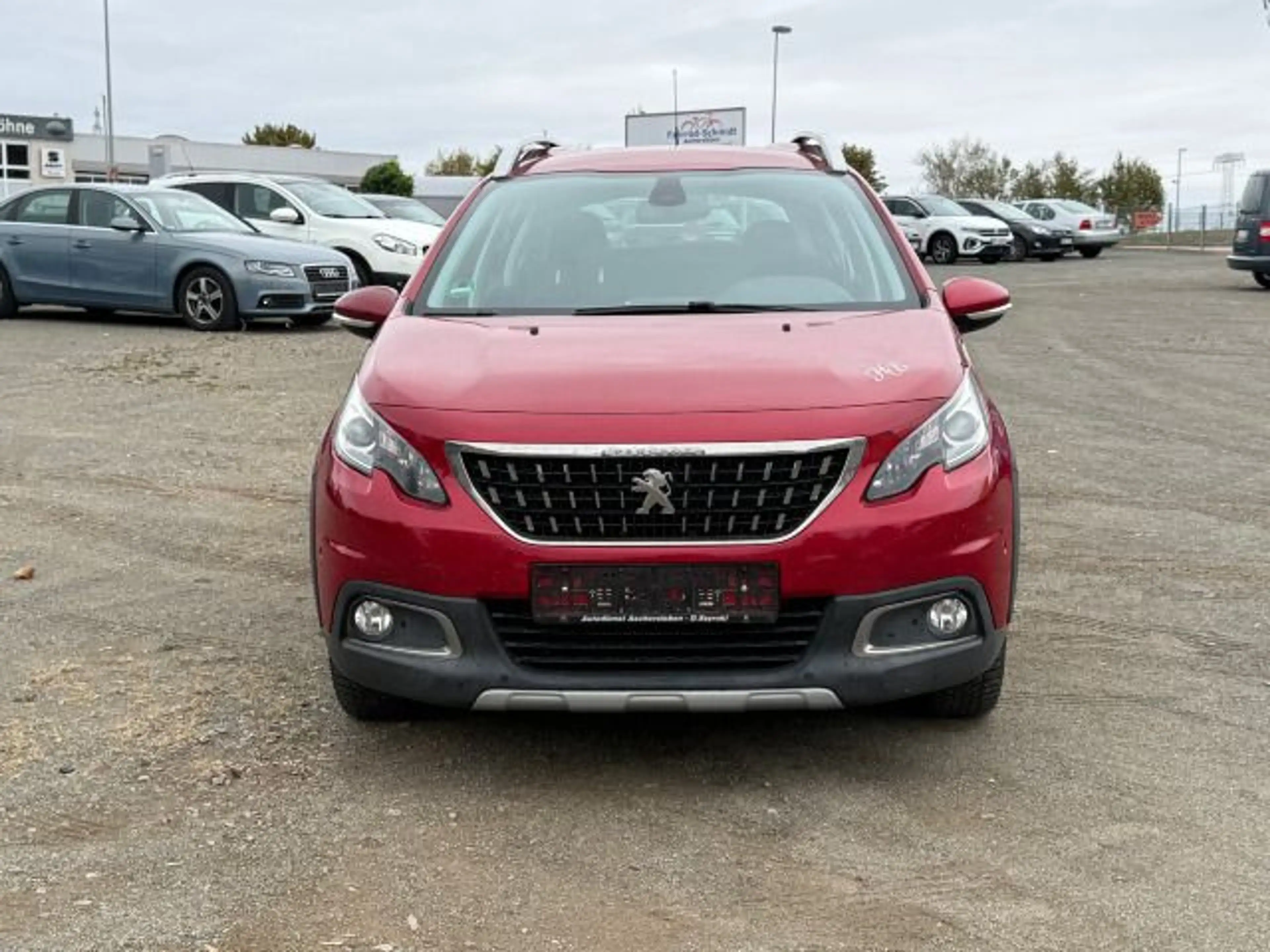 Peugeot 2008 1.2 PureTech 130 Allure 6-Gang NUR AN AUTOH — photo 2