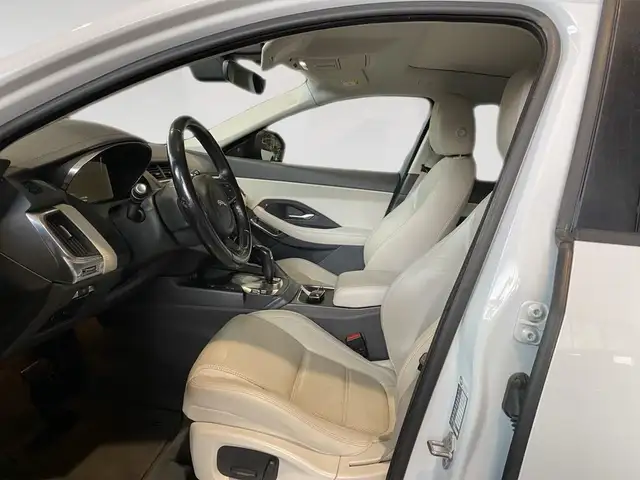 Jaguar E-Pace view 7