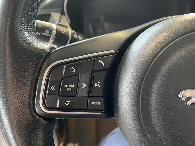 Jaguar E-Pace view 12