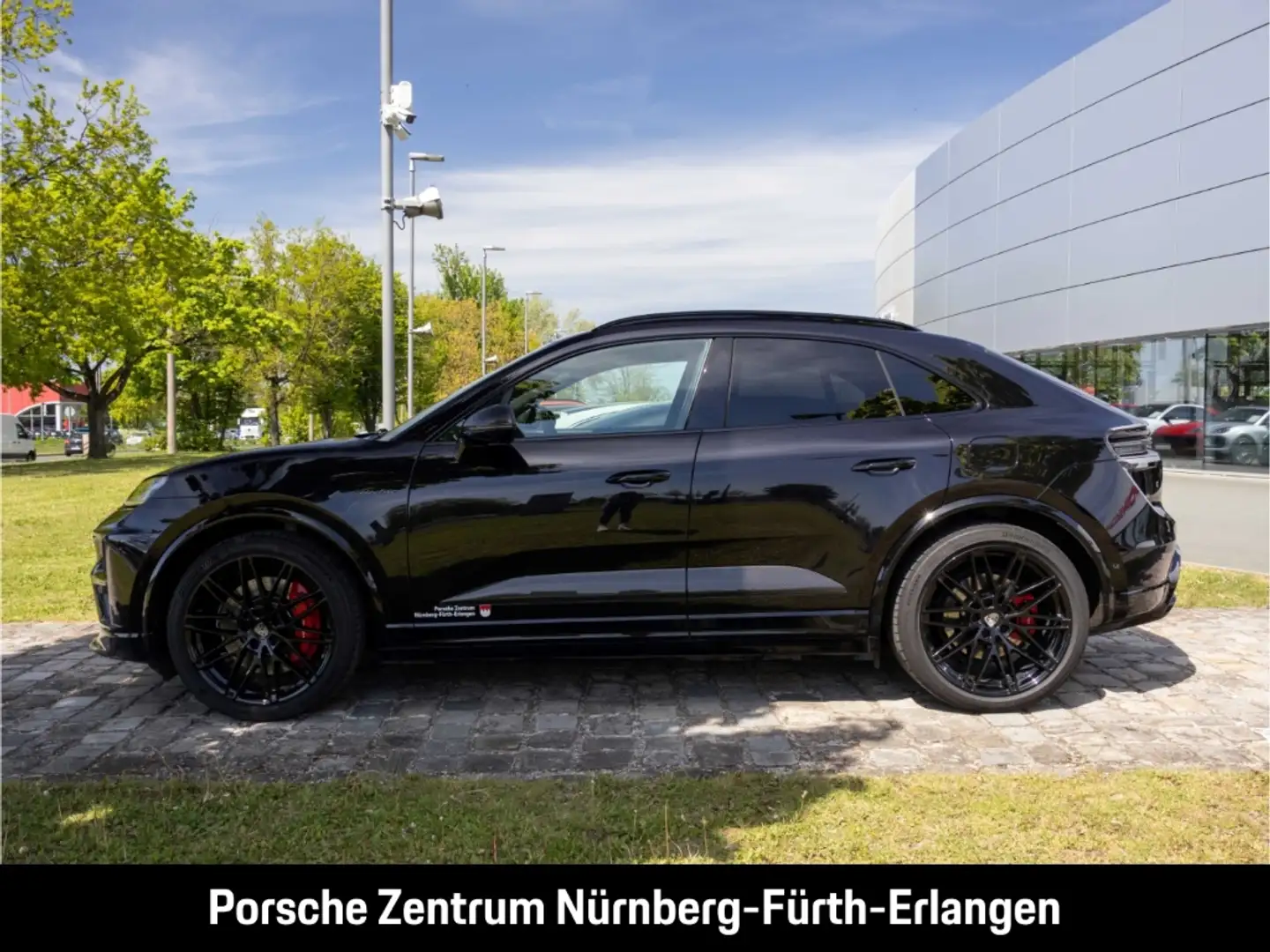 Porsche Macan Turbo Burmester InnoDrive LED-Matrix Luftfeder Noir - 2
