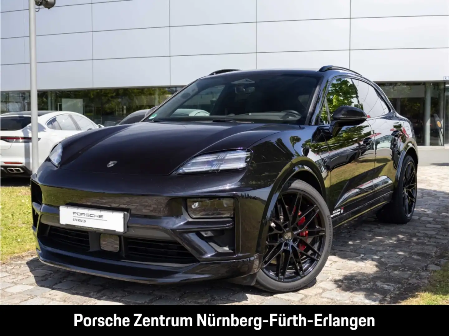 Porsche Macan Turbo Burmester InnoDrive LED-Matrix Luftfeder Noir - 1