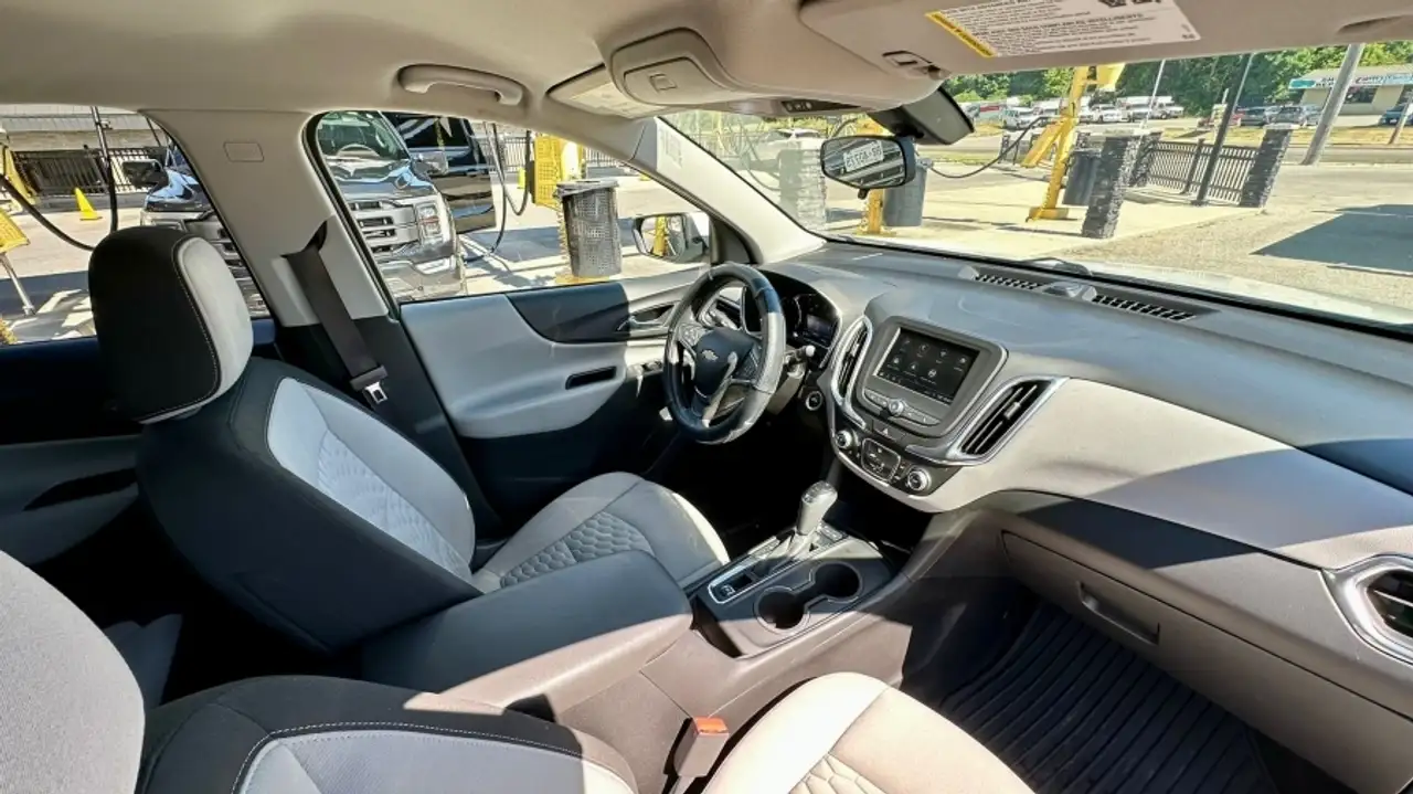 Chevrolet Equinox снимка Chevrolet Equinox