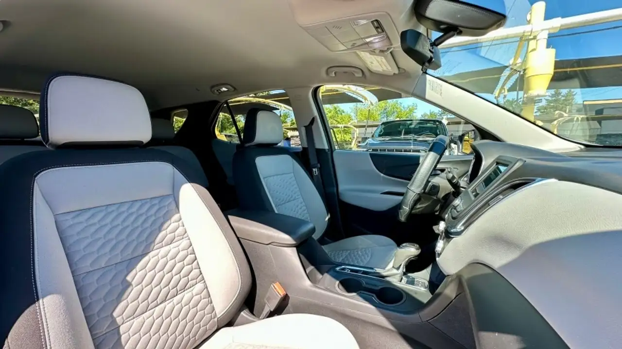 Chevrolet Equinox снимка Chevrolet Equinox
