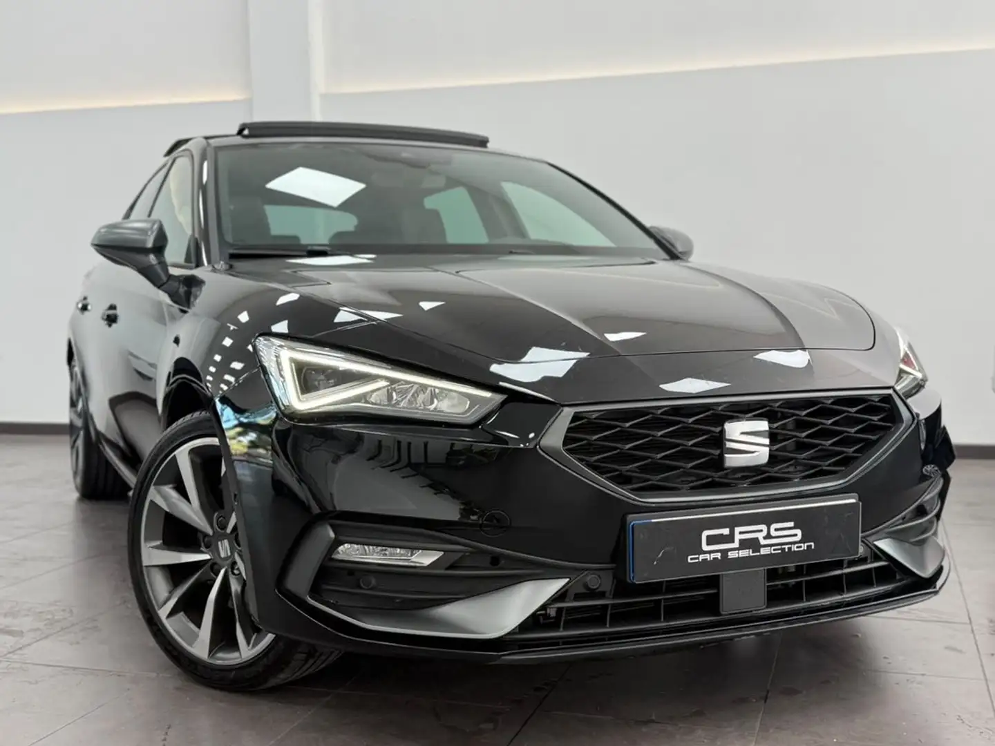 SEAT Leon Nuevo  1.5 TSI 96kW S&S FR XM Azul - 1