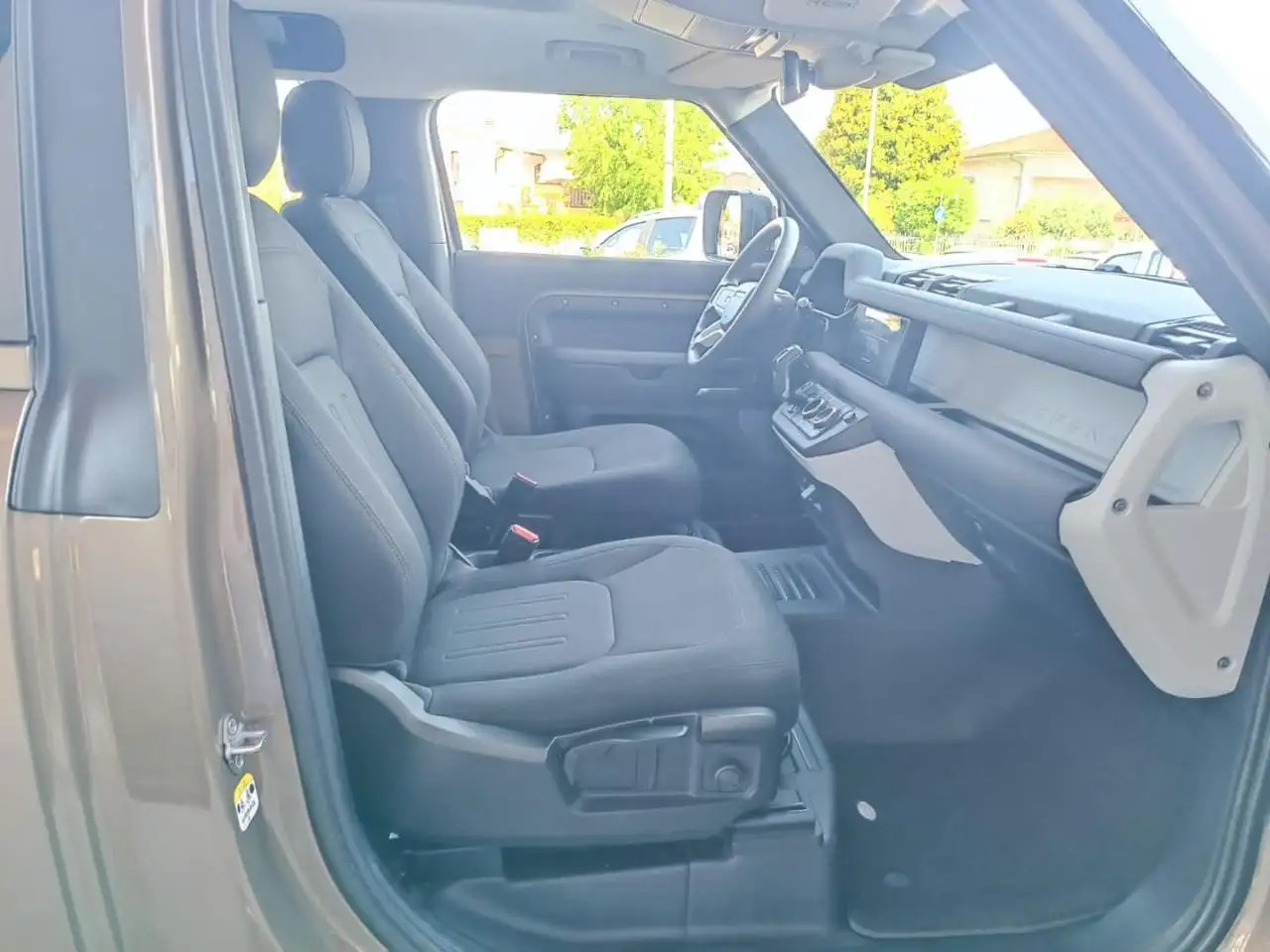 Land Rover Defender 90 3.0D I6 250 CV AWD Auto, миниатюра 18