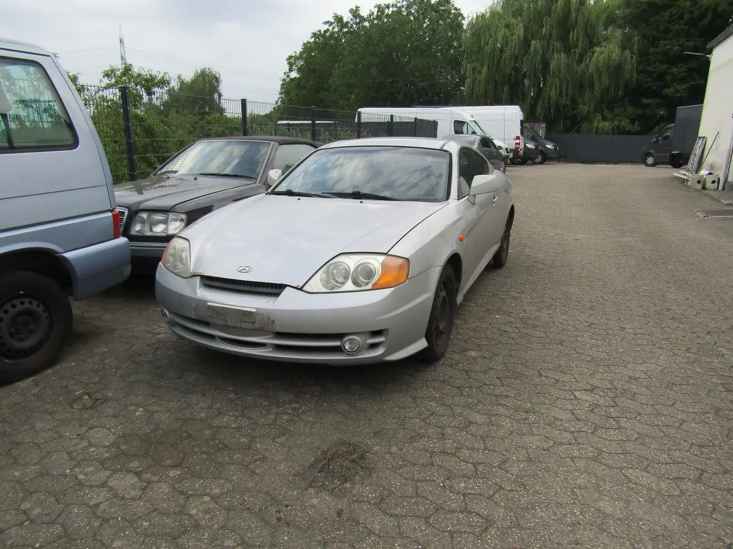 Hyundai Coupe 2.0GLS - 1