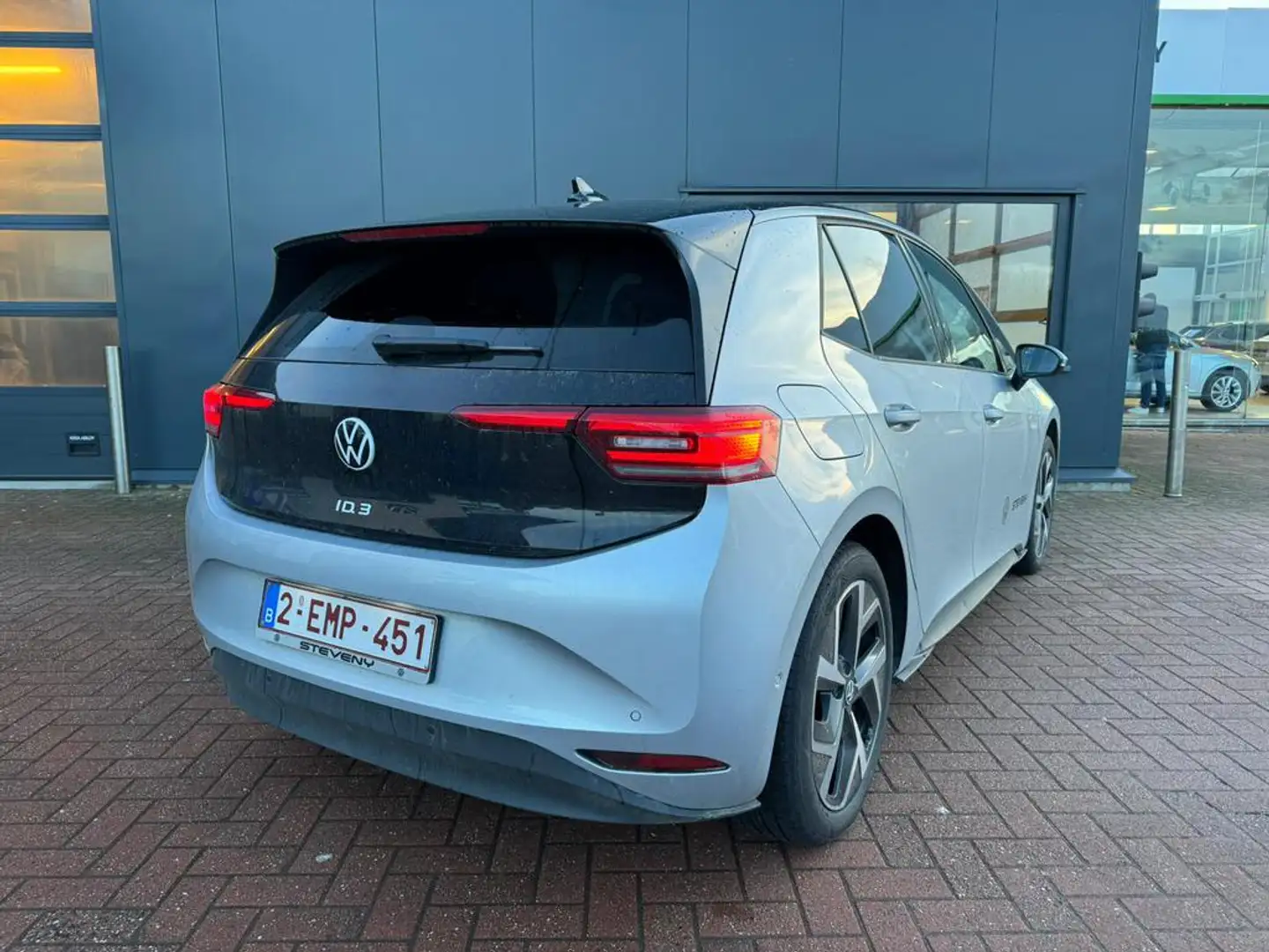 Volkswagen ID.3 77 kWh Pro S Business Premium 4pl. Zilver - 2