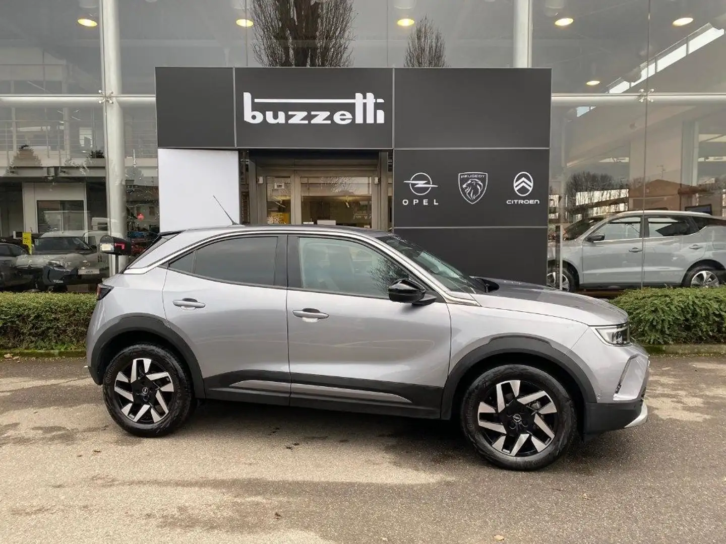 Opel Mokka 1.2 Turbo 130 CV aut. Elegance Grau - 2