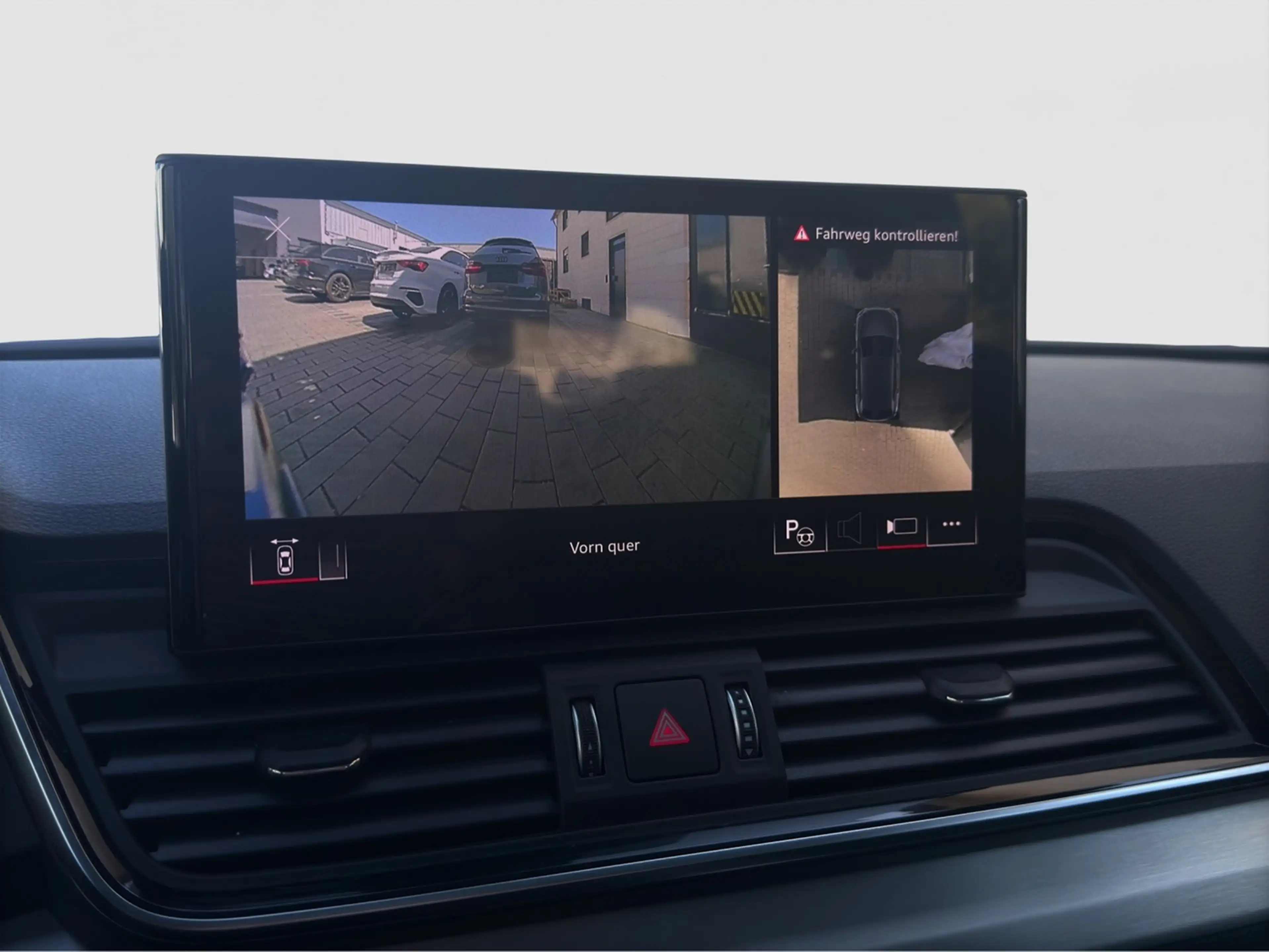 Audi SQ5 TDI quattro tiptron PANO/MATRIX/LUFTFEDERUNG — photo 11
