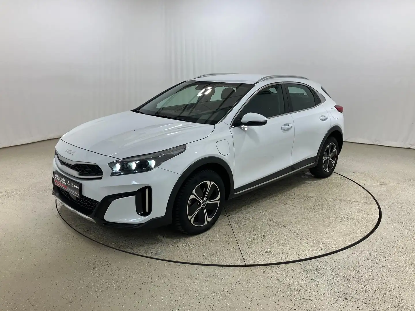 Kia XCeed 1.6 DCT PHEV Vision LED|RFK|SHZ|ACC Weiß - 2