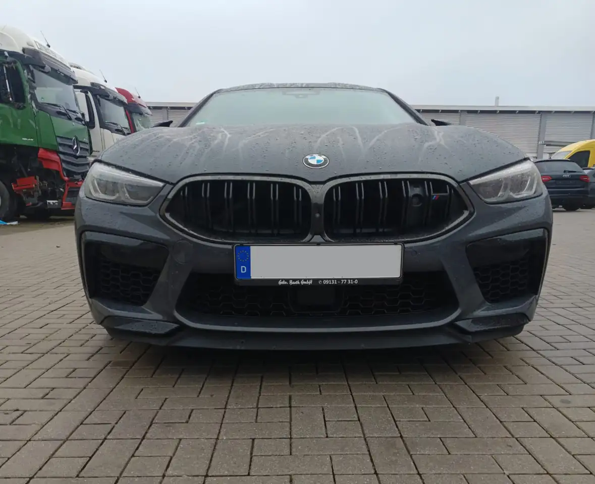 BMW M8