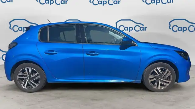 Peugeot 208 view 4