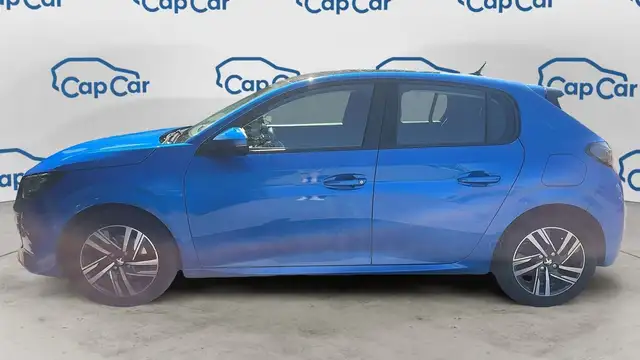 Peugeot 208 view 2