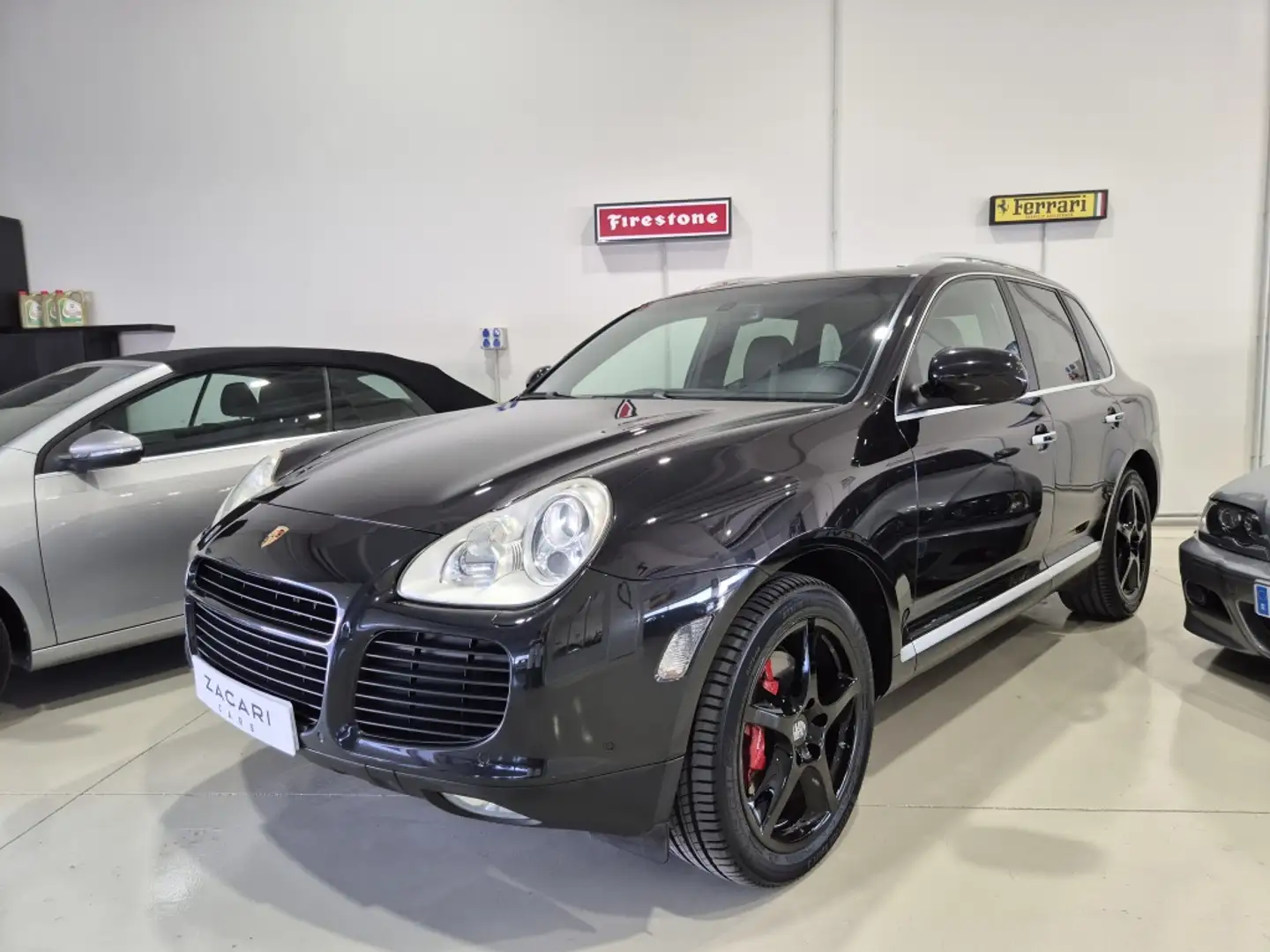Porsche Cayenne 4.5 Turbo Aut. Zwart - 1