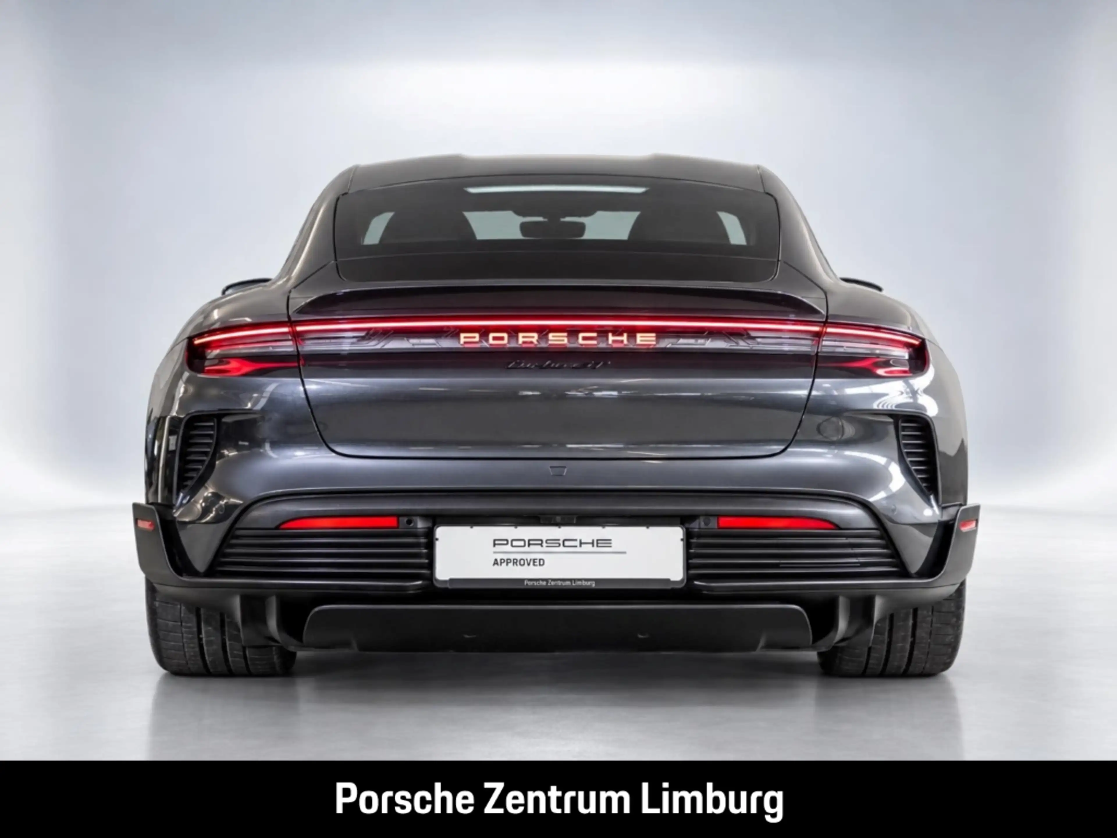 Porsche Taycan Turbo GT — photo 5
