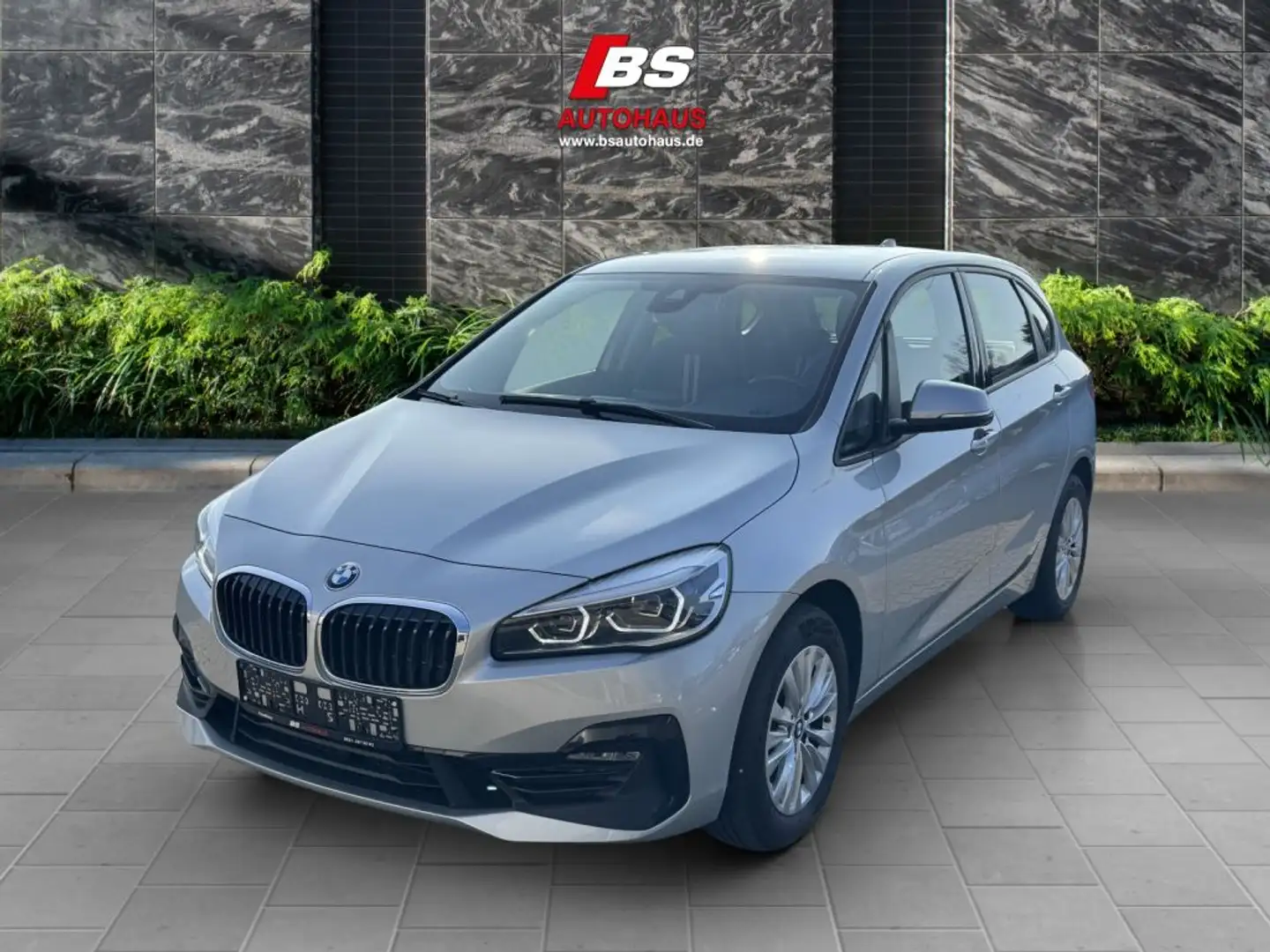 BMW 218 218d Active Tourer Sport Line - 1
