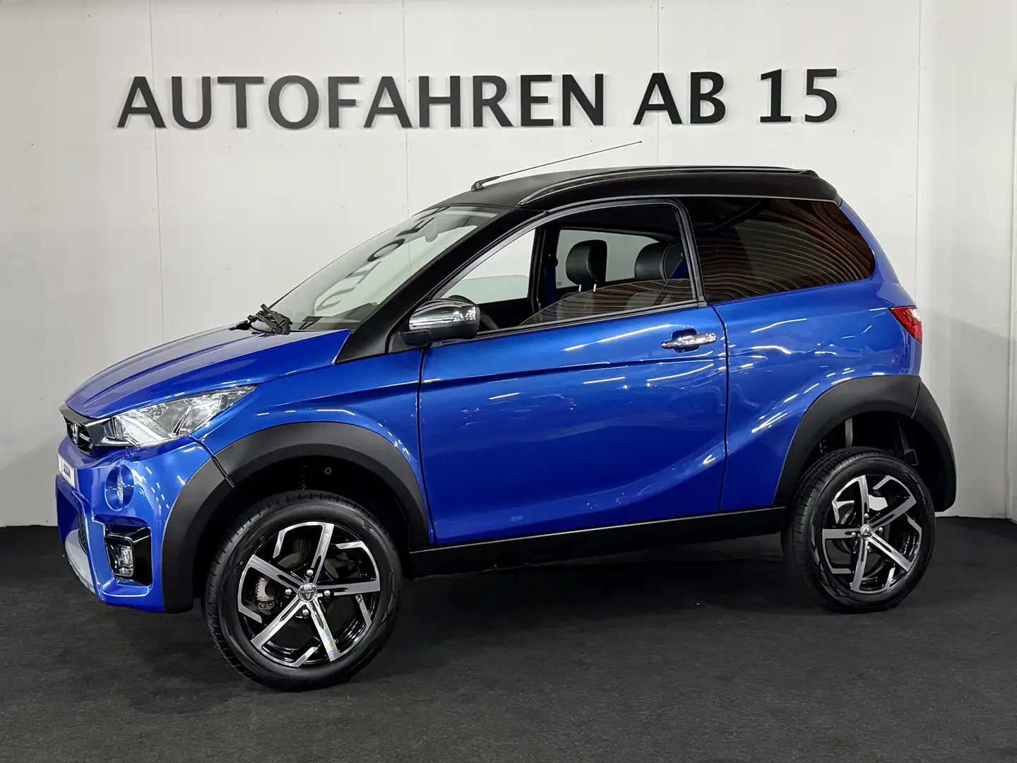 Aixam Crossover XXL, Carplay, Emotion, RFK, Kubota Inkl Lieferung Blau - 1