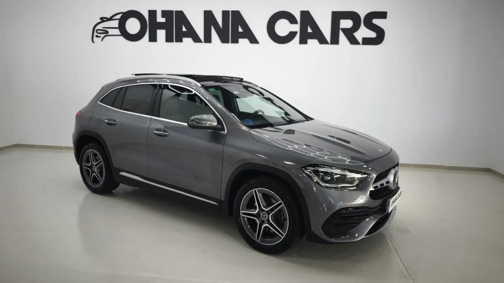 Mercedes-Benz GLA 250 250e Plateado - 1