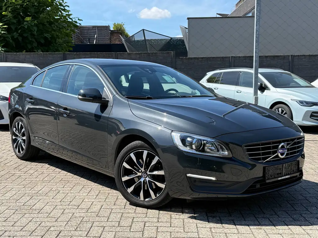 Volvo S60 2018 из Европы — купить под ключ