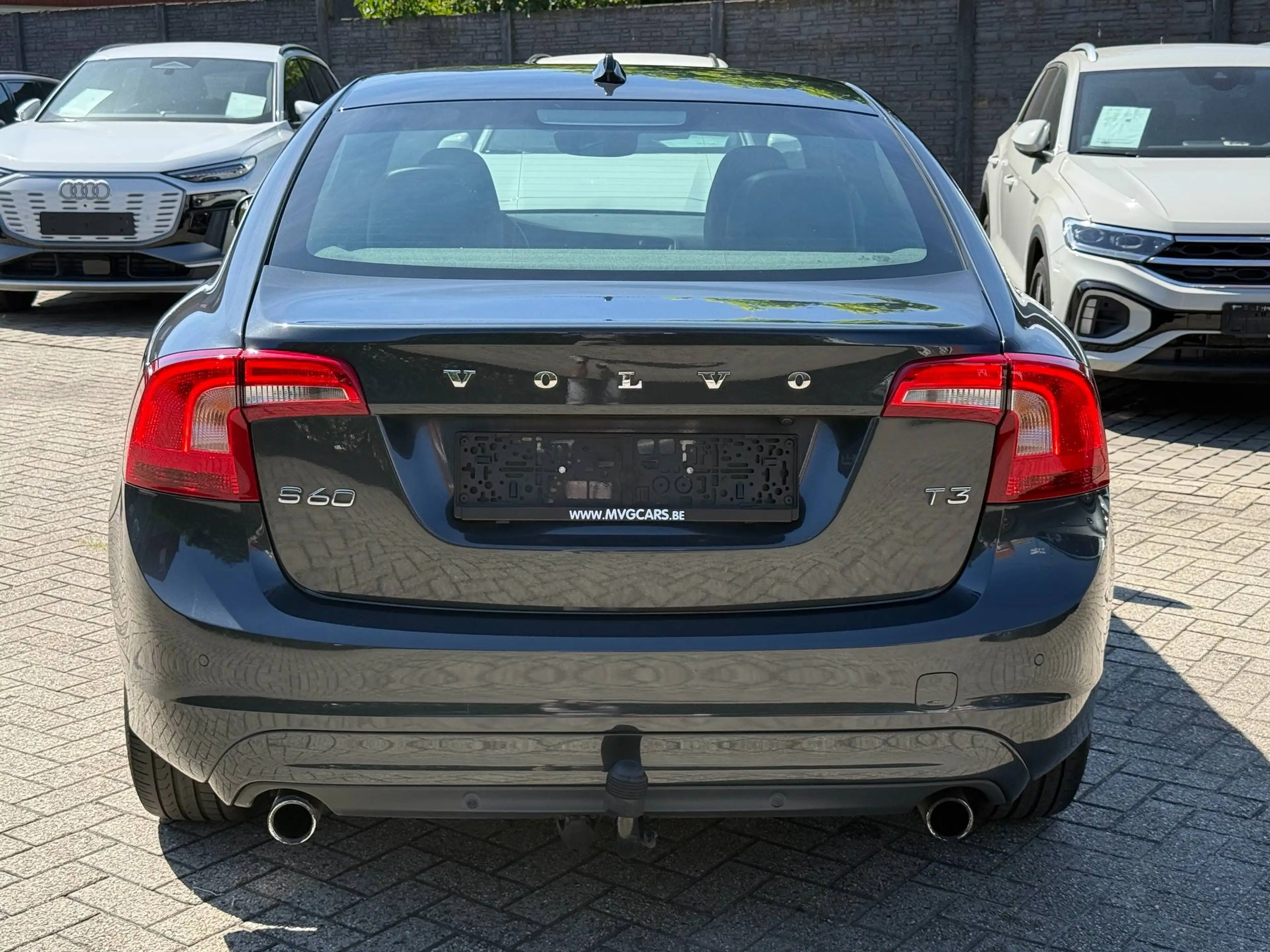 Volvo S60 2.0 T3 Momentum "Navigatie/Camera/Trekhaak" — photo 15