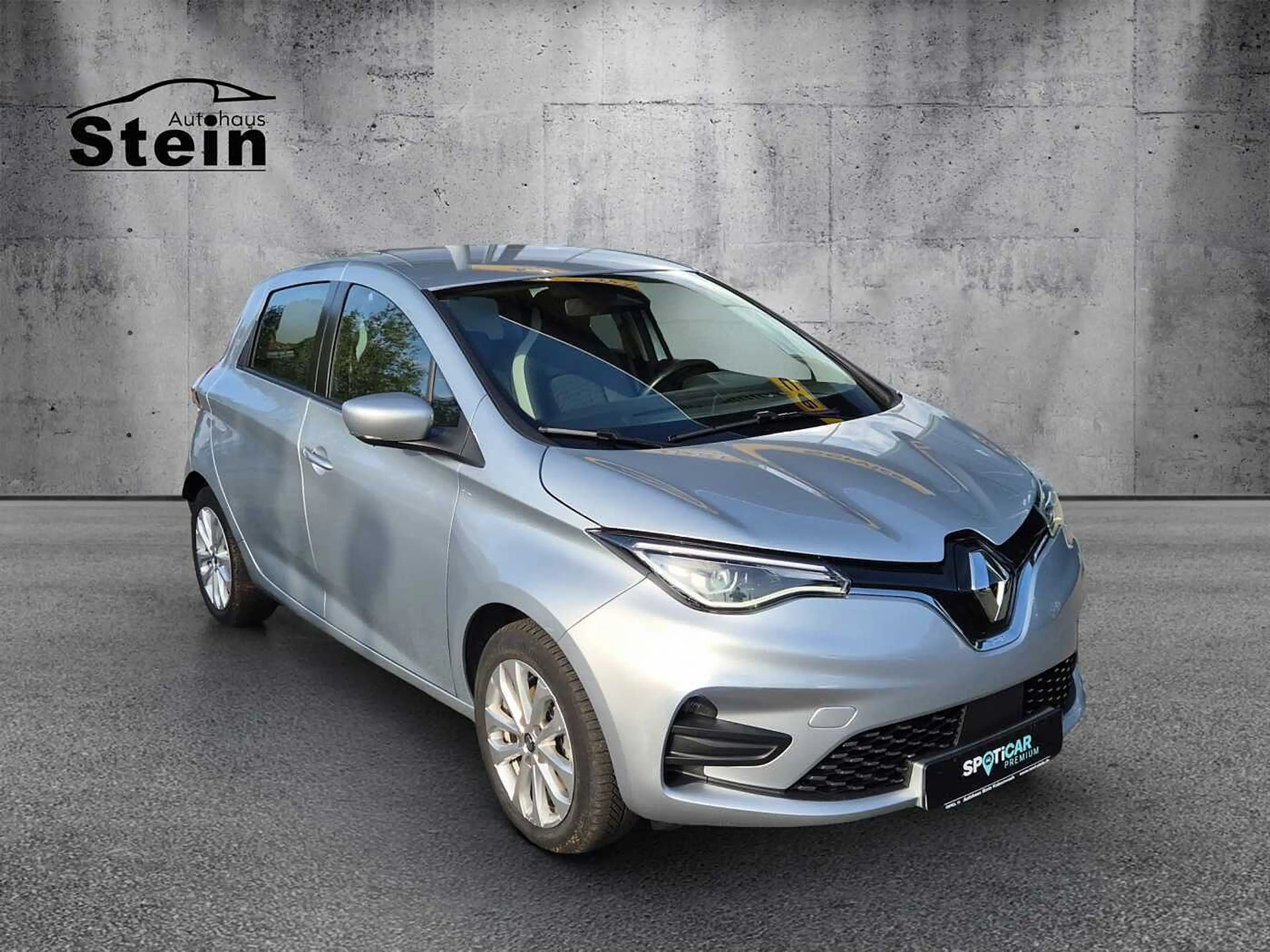 Renault ZOE — photo 8