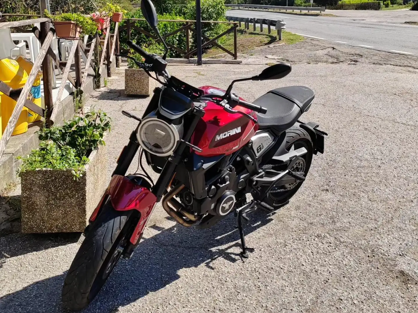 Moto Morini Seiemmezzo STR Červená - 2