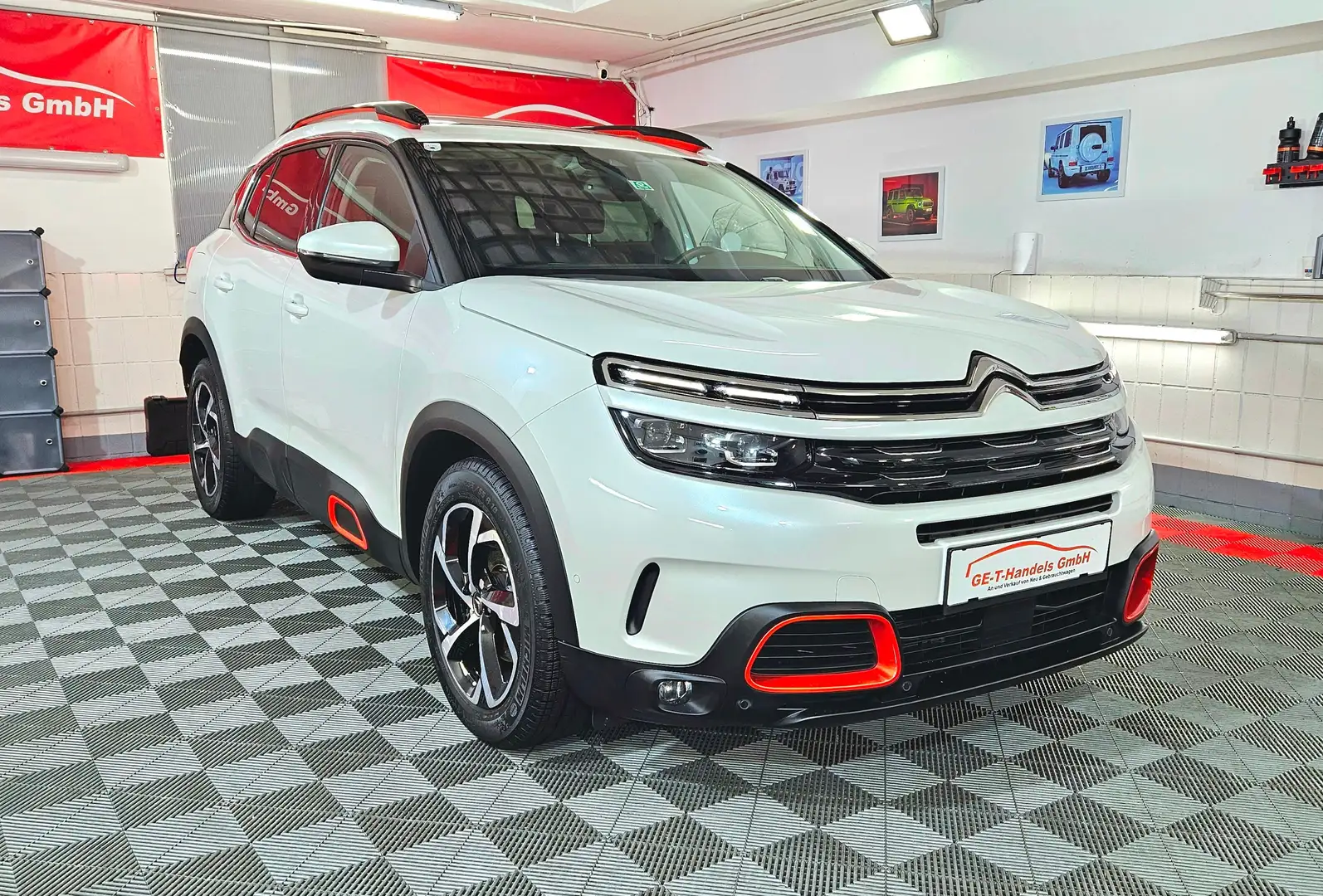 Citroen C5 Aircross 1.6 180Ps LED Pano Aut. Leder mit nur 46.000Km Weiß - 2