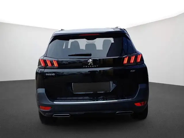 Peugeot 5008 view 4