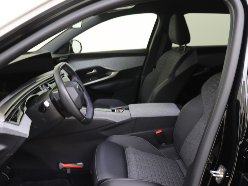 Peugeot 5008 1.2 Hybrid 145PK Allure 7p Keyless | Apple Carplay — photo 10