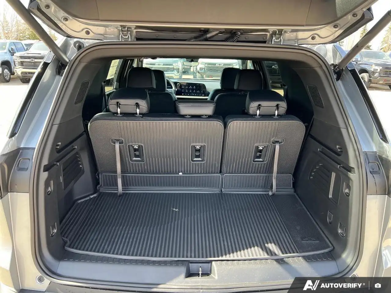 Chevrolet Traverse снимка Chevrolet Traverse