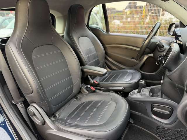 smart forTwo *PRIME*KAMERA*NAVI*AMBIENTE*NAVI