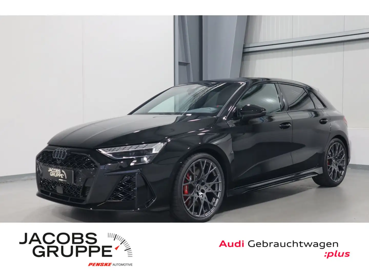 Audi RS3 Schwarz - 1