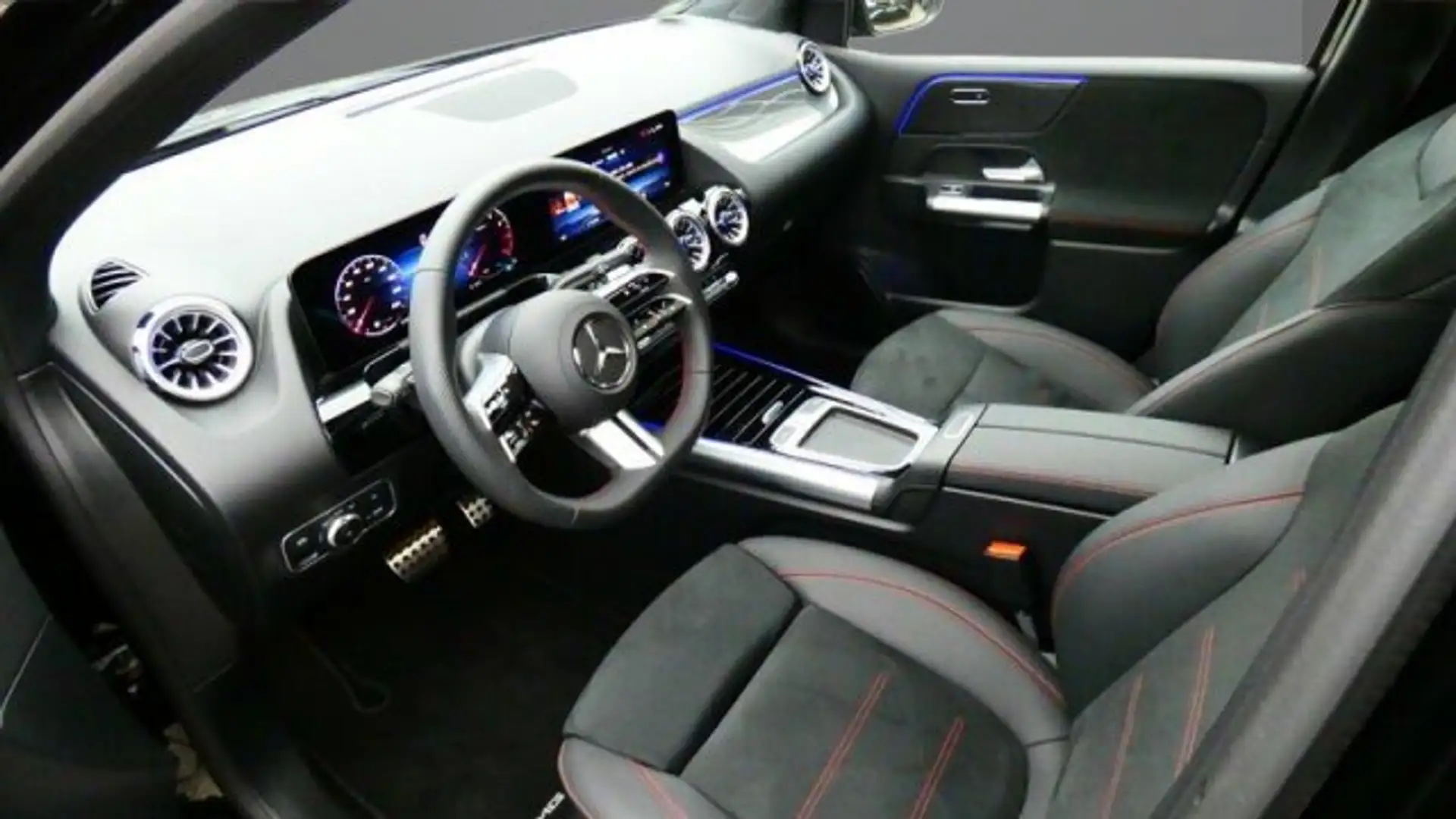 Mercedes-Benz B 200 AMG/KeyG/PanoDach/Multibeam/Night/R-Kamera Schwarz - 2