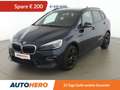 BMW 218 218d Active Tourer Sport Line Aut. *PANO*HUD*LED* Blauw - thumbnail 1